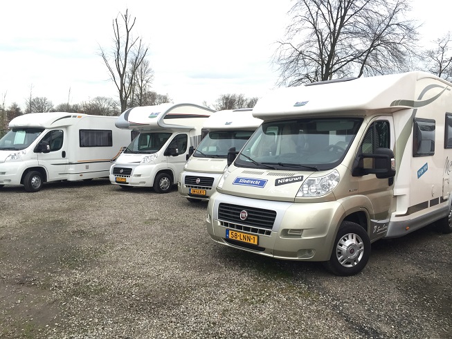 Camper huren 1500 km vrij! 2027 - img_8217