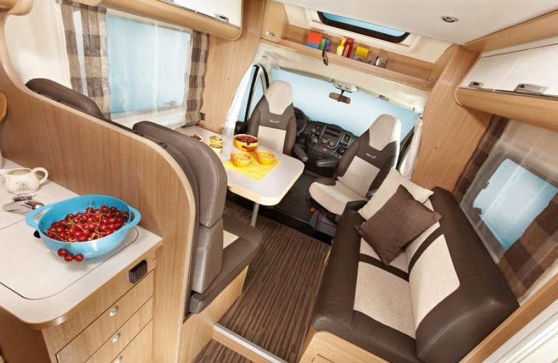 Luxe camper huren 4 personen - lido_m50_sl_5_persoons_camper