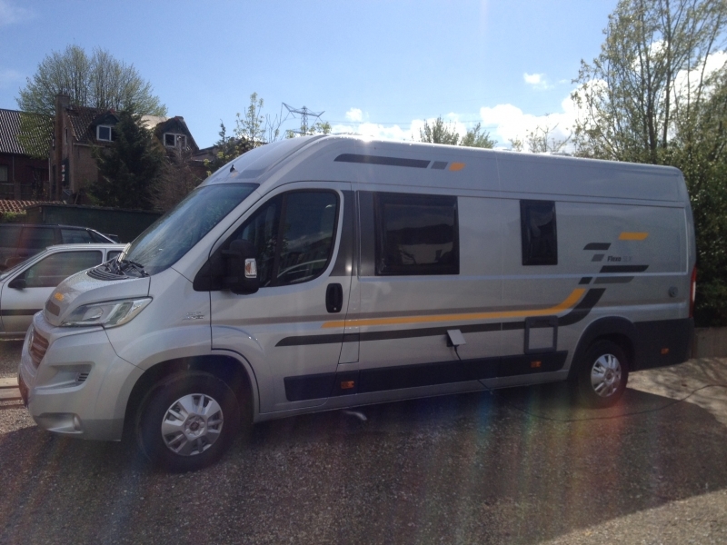 Twee persoons camper huren - flexovan Twee persoons camper huren - flexovan
